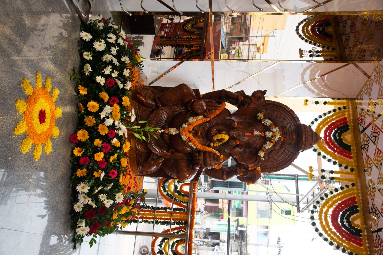 Khimji Jewellers item 11